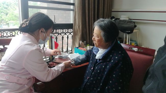 常見養(yǎng)老機(jī)構(gòu)怎么收費(fèi)的呢？(圖4)